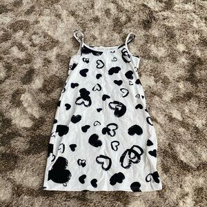 Shein black and white heart dress. Size: 14Y